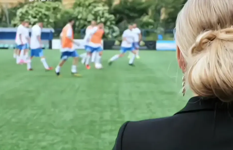 法国电影《footballersmoms》足球队的女老板们免费在线观看完整版-高清无广告在线播放-footballersmoms高清完整版资源分享